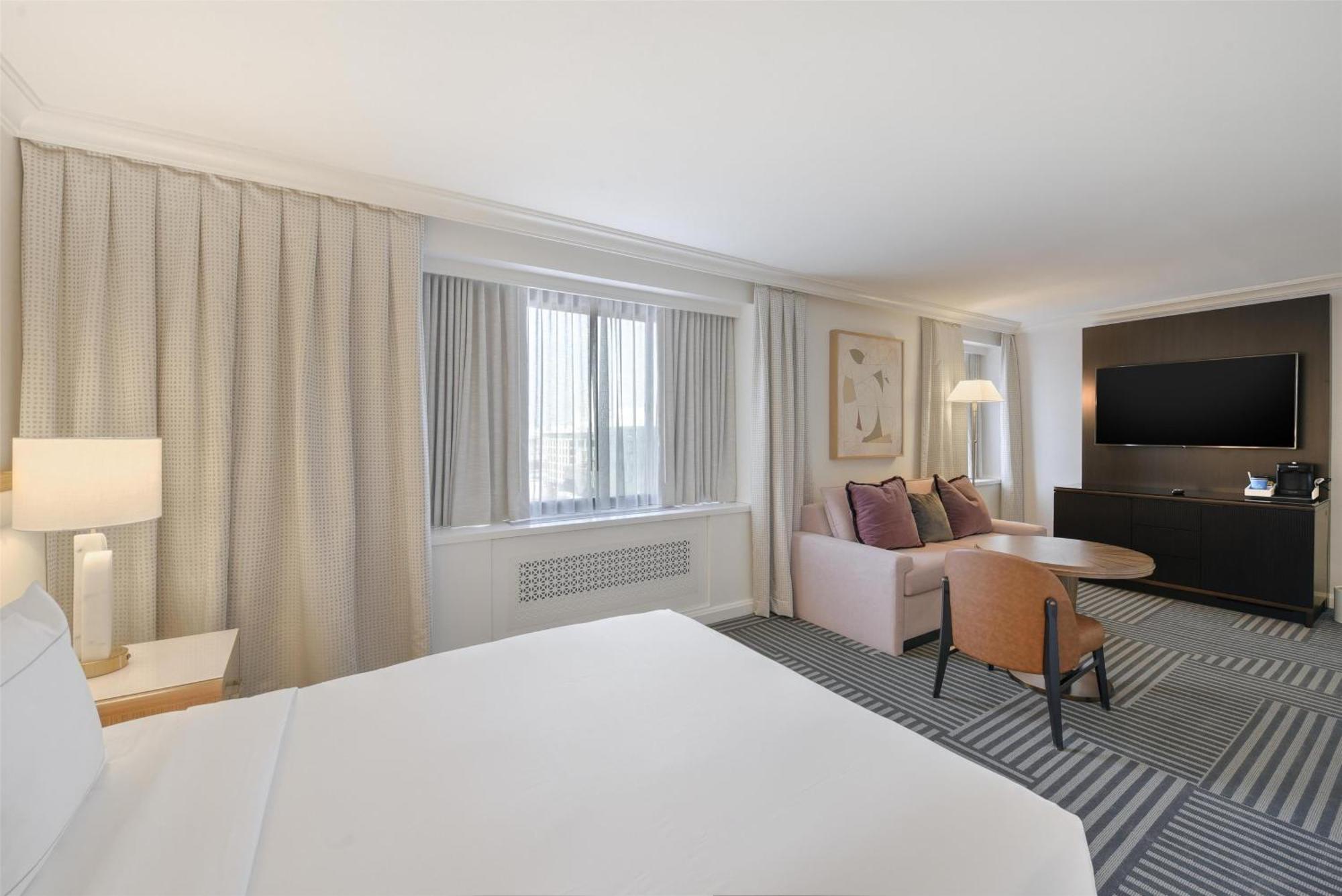 Hotel Capital Hilton Washington Exterior foto